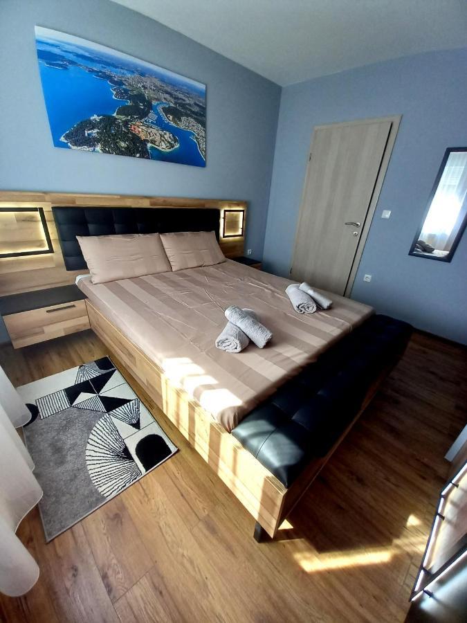 דירות PUY Apartman Barbara מראה חיצוני תמונה